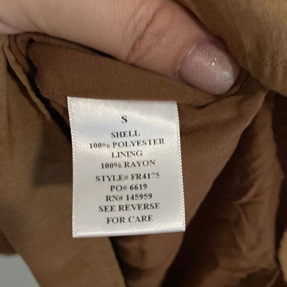 VICI- Tan off the shoulder romper- Size Small - Picture 10 of 11